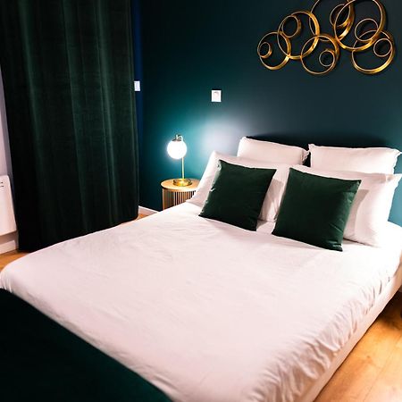 Grand Loft Familial 4 Chambres Avec Parking Prive 쏘뮤흐 외부 사진