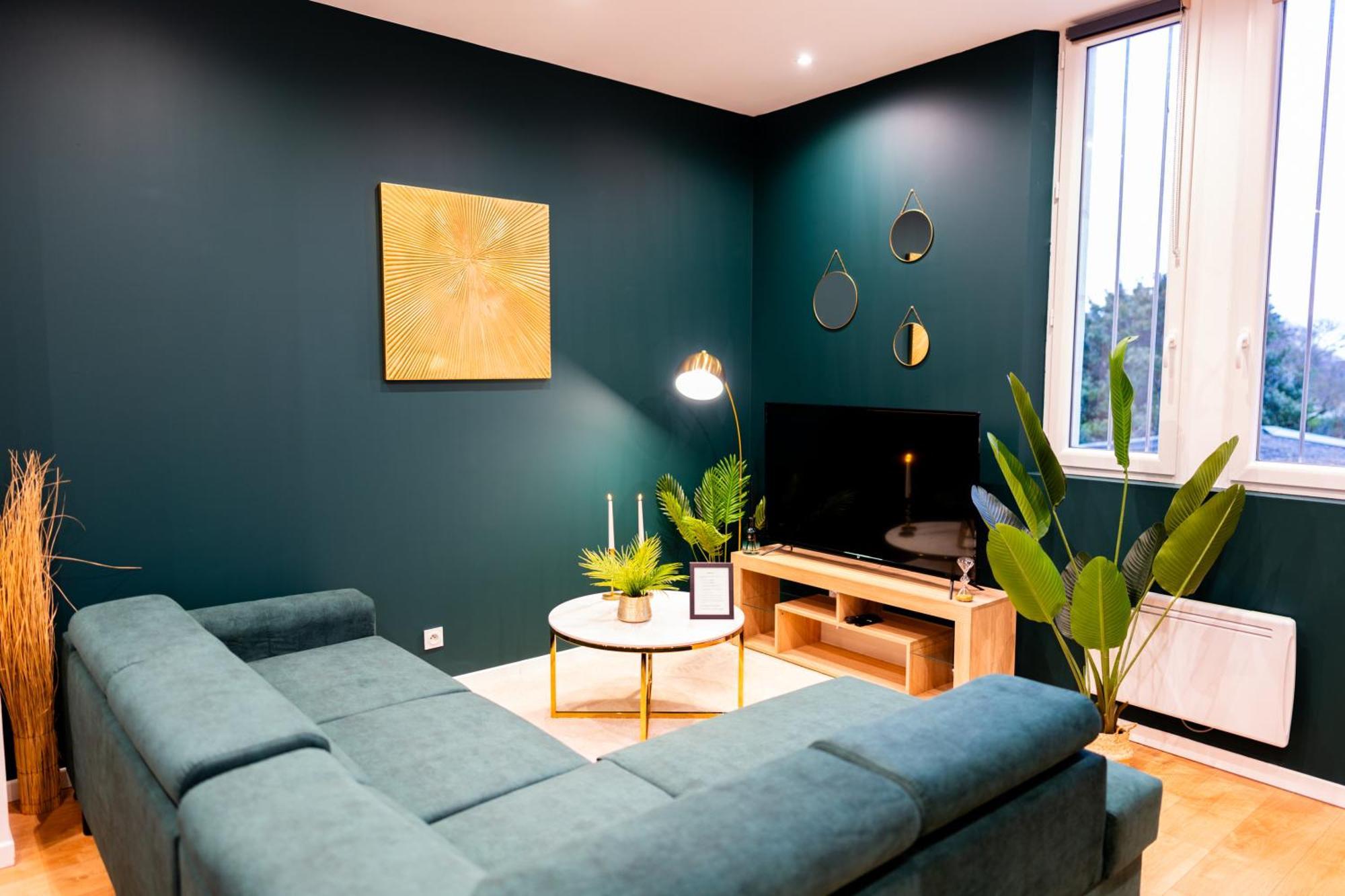 Grand Loft Familial 4 Chambres Avec Parking Prive 쏘뮤흐 외부 사진