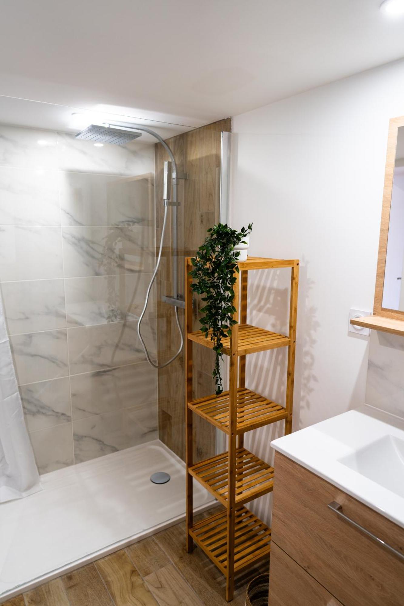 Grand Loft Familial 4 Chambres Avec Parking Prive 쏘뮤흐 외부 사진